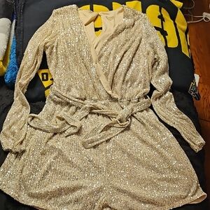 Bluebella Gold Sequin Detail Garment